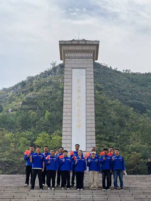 三分公司鹿泉職教中心項(xiàng)目團(tuán)支部開(kāi)展主題團(tuán)日活動(dòng)